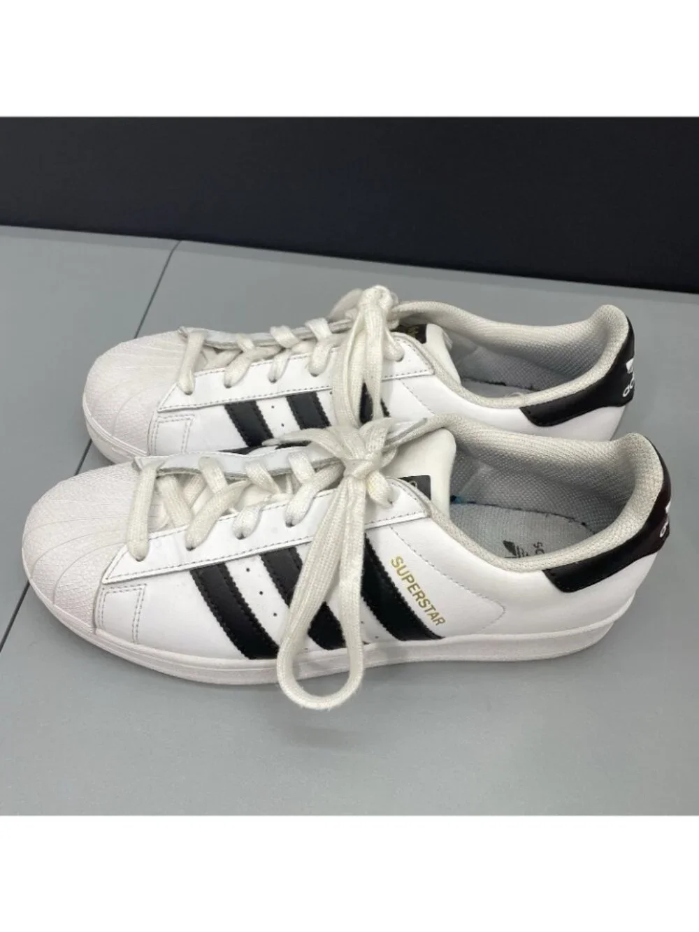 Adidas Superstar Sneakers Shoes Athletic Clam Shell White Black Mens 7